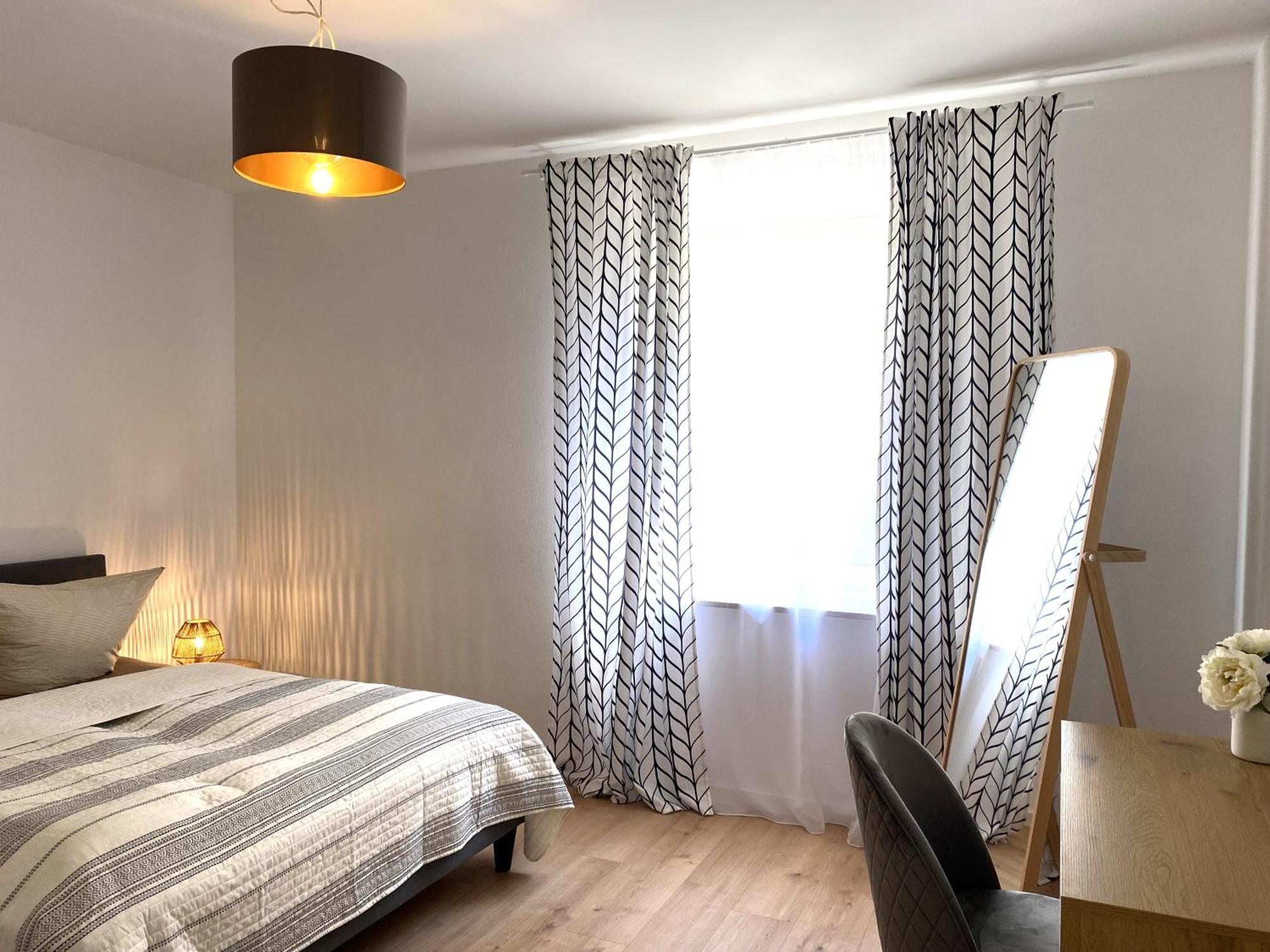 Modern Living Apartment - Naehe Krankenhaus, Altstadt, Bahnhof - 3-Zimmer Amberg Luaran gambar