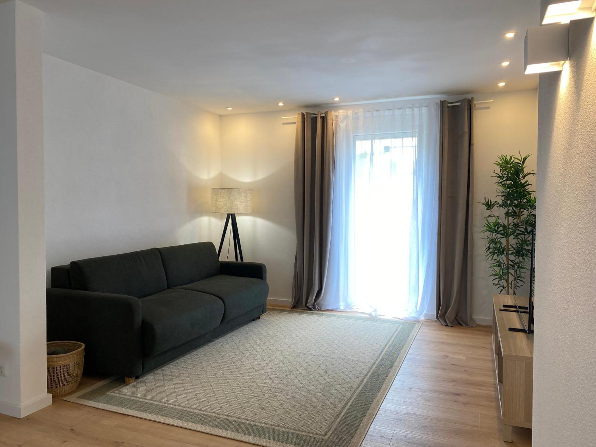 Modern Living Apartment - Naehe Krankenhaus, Altstadt, Bahnhof - 3-Zimmer Amberg Luaran gambar